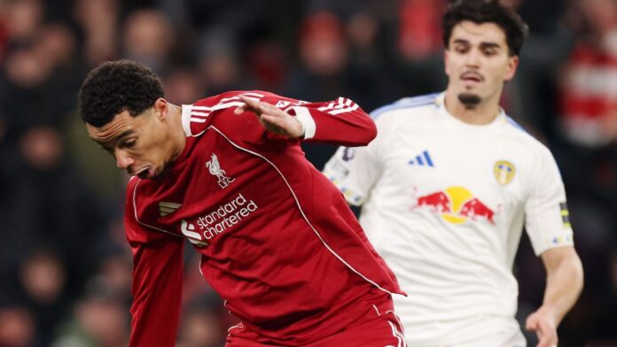 Liverpool faz jogo 'gelado', só empata com Leeds em Anfield e começa 2026 com tropeço pela Premier League