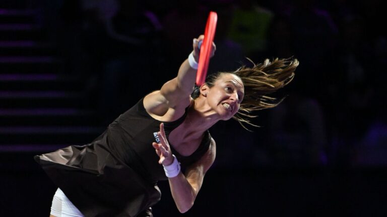 Luisa Stefani e Gabriela Dabrowski caem na semifinal do Australian Open