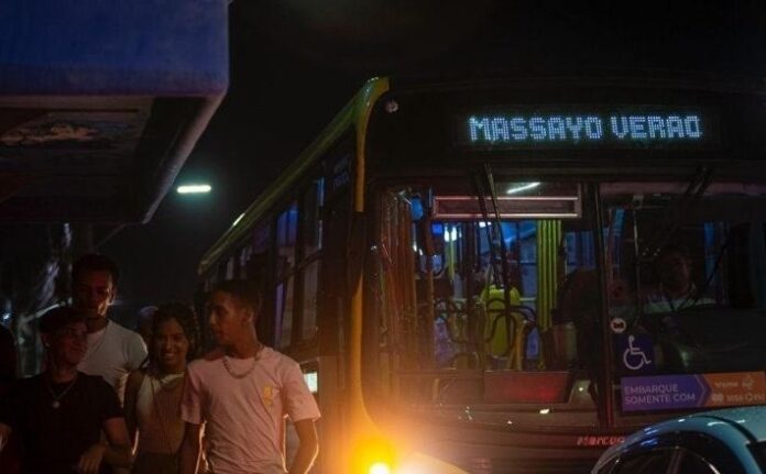 Maceió (AL) garante ônibus gratuitos para o público do Verão Massayó 2026