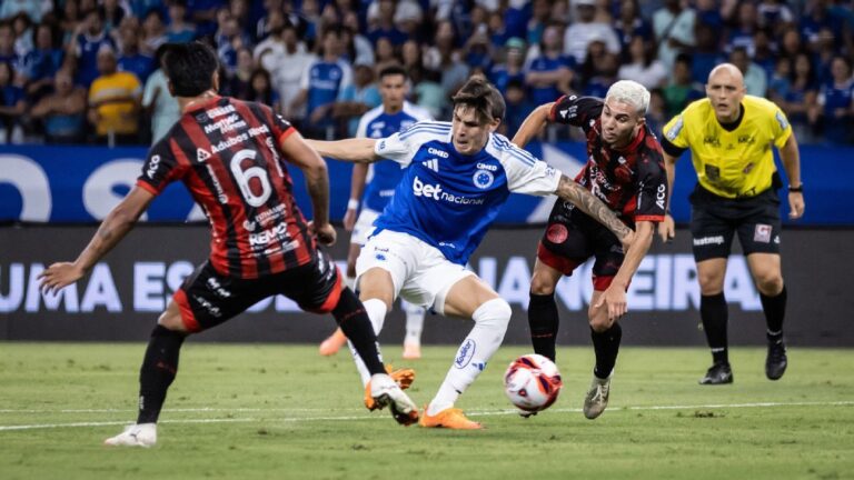 Na estreia pelo Cruzeiro, Tite perde para ex-comandado no Corinthians e ‘estraga’ festa para Gerson