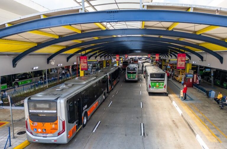Obras no Terminal da Lapa alteram operação de quase 40 linhas de ônibus a partir desta segunda-feira, 05 de janeiro de 2026, na capital paulista