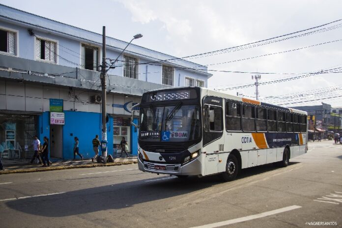 Prefeitura de Cotia (SP) mantém tarifa de ônibus congelada em R$ 5,30