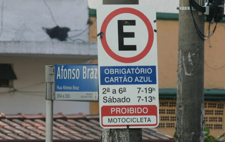 Reajuste no valor da Zona Azul (rotativo) na capital paulista entra em vigor na terça-feira (20)
