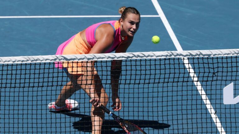 Sabalenka despacha sensação norte-americana no Australian Open e avança às semifinais