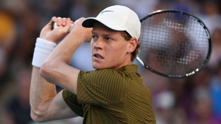 Sinner vence compatriota Darderi e avança às quartas de final do Australian Open