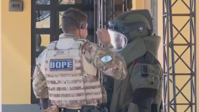 Terminal do Portão, em Curitiba (PR), é interditado por suspeita de bomba na manhã deste sábado (03)