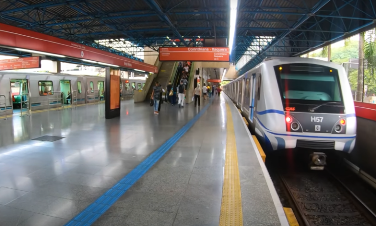 Após mais de três horas com problemas, linha 3-Vemelha do Metrô de São Paulo normaliza operações na noite desta quinta (19)