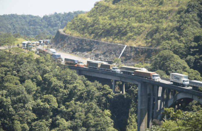 Ecovias Imigrantes prevê reconfiguração de seis pontos na Via Anchieta até 2027