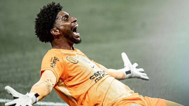 Hugo Souza revela papo com Yuri Alberto sobre Corinthians campeão da Libertadores: ‘Iríamos parar o Brasil’
