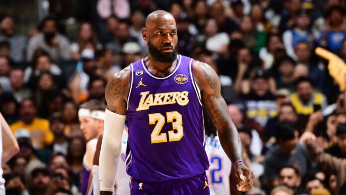 LeBron James é ofuscado por ataque 'fatal', e Lakers perdem para Thunder em casa em jogo acirrado na NBA