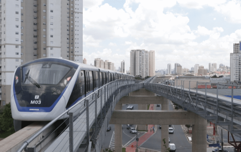 Linha 15-Prata de monotrilho permanece fechada até às 10h deste domingo (22)