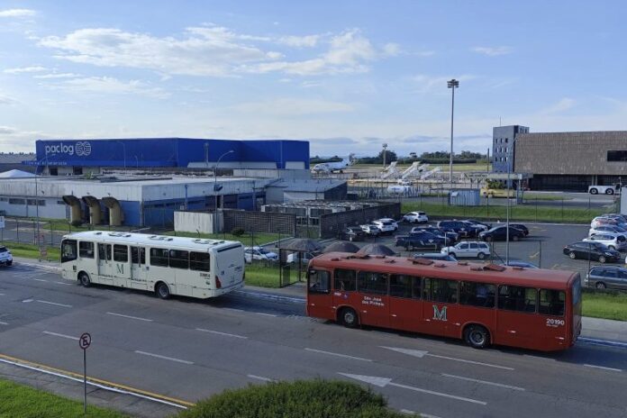 Linha intermunicipal E32, entre Curitiba (PR) e Aeroporto Internacional Afonso Pena, passa a ter ônibus a cada 20 minutos a partir de segunda-feira (02)