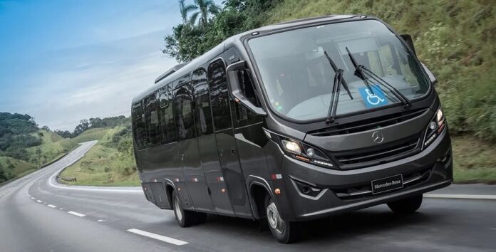 Mercedes-Benz fornece 10 chassis de micro-ônibus LO 916/48 Euro 6 para o SEST SENAT