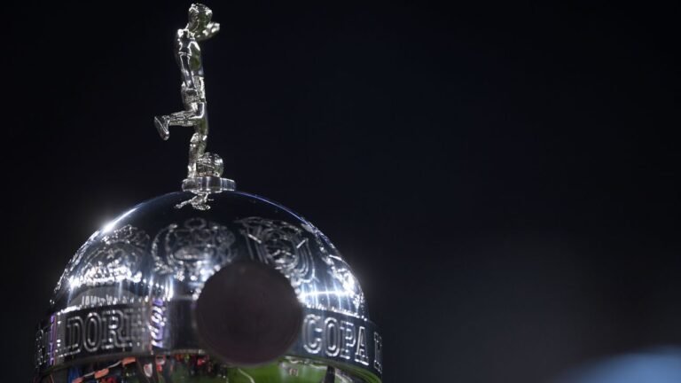 O trio ex-Flamengo que tenta levar time à fase de grupos da Libertadores e o que assistir no Disney+