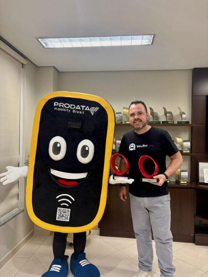 Prêmio Banking Transformation 2025 reconhece jornada digital da VaideBus com Prodata Mobility Brasil
