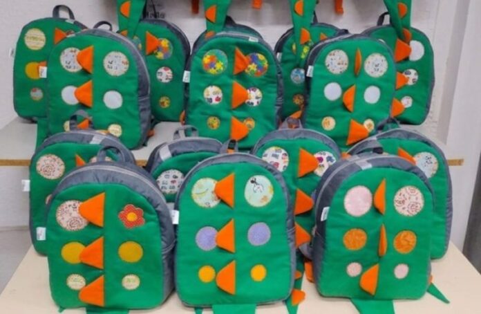 Projeto Linha da Moda da CPTM faz doação de mochilas a crianças em entidade beneficente