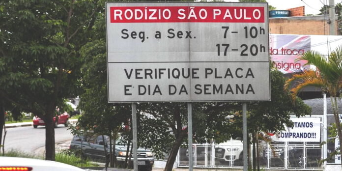 Rodízio Municipal de Veículos está suspenso em São Paulo por causa do Carnaval