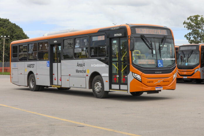 Secretário de Transporte e Mobilidade do Distrito Federal aponta que frota do transporte público na capital será 100% renovada até março