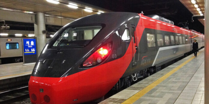 Tarcísio de Freitas anuncia programa de R$ 4,3 bilhões para estimular moradias no trajeto dos Trens Intercidades, metrô e BRTs