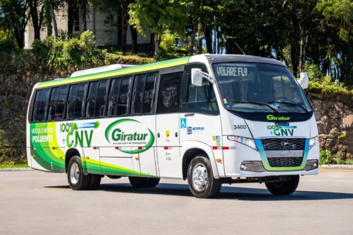 Volare fornece micro-ônibus Fly 10 GV, movido a biometano e GNV, para Viação Giratur
