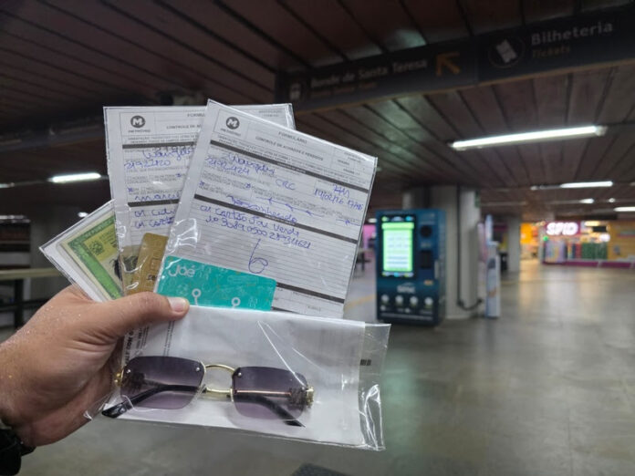 saiba como recuperar objetos esquecidos no MetrôRio durante o carnaval