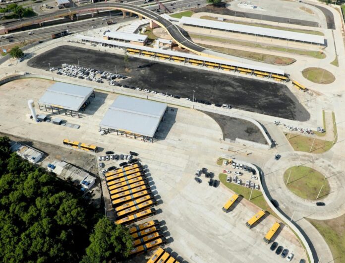 Rio de Janeiro inaugura terminal de BRT METROPOLITANO