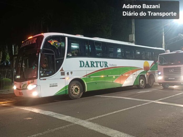 Governo Federal edita MP que endurece fiscalização do piso mínimo do frete rodoviário. Risco de desabastecimento em garagens de ônibus é alto