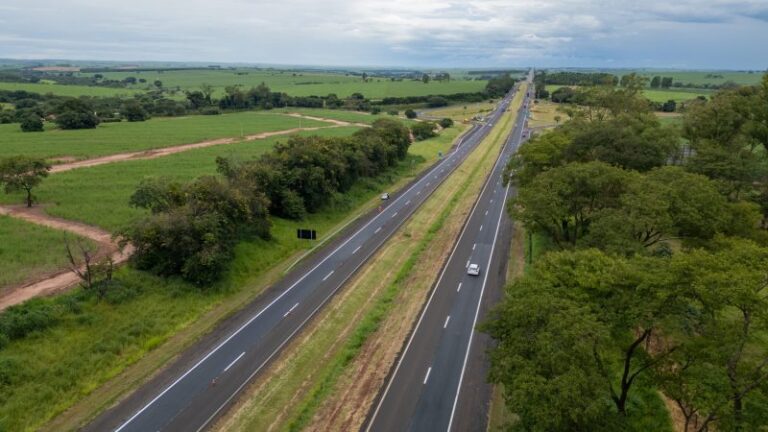 Acesso no km 300 da Rodovia Brigadeiro Faria Lima (SP-326) será interditado neste domingo (29) para Caminhada da Fé, em Matão (SP)