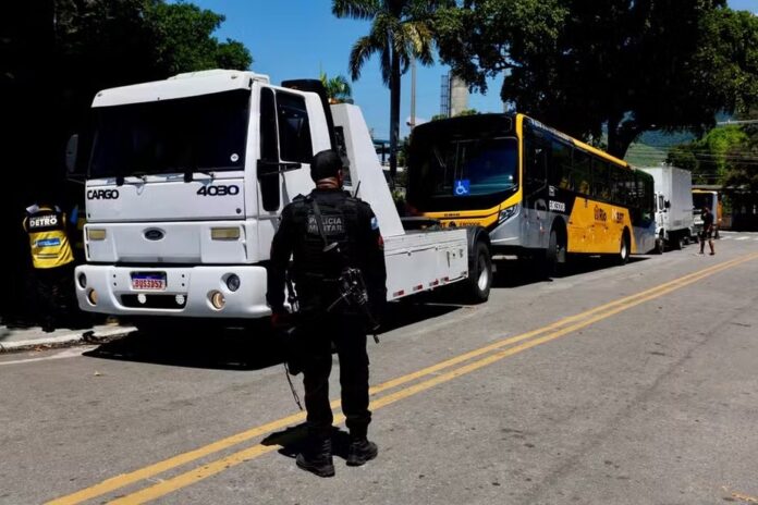 Após Detro-RJ guinchar ônibus da prefeitura do Rio de Janeiro, acordo garante três linhas experimentais do BRT Metropolitano