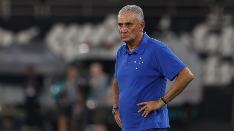 Cruzeiro demite Tite após empate contra o Vasco; Filipe Luís agrada diretoria da Raposa