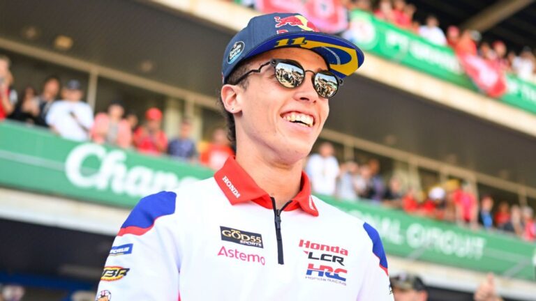 Diogo Moreira pontua na estreia da MotoGP; Marco Bezzecchi faz corrida tranquila e lidera de ponta a ponta