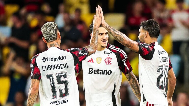 Em ‘noite de gala’ de Paquetá e Pedro, Flamengo liquida Madureira com 11 a 0 no agregado e reencontra Fluminense na final do Carioca