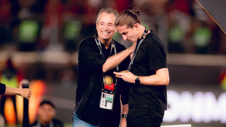 Filipe Luís fora do Flamengo: o que técnico ouviu de Boto e elenco após demissão e quais planos para futuro