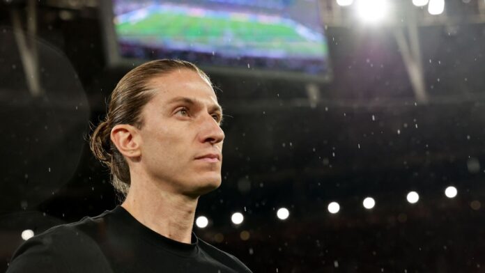 Flamengo pagará salários a Filipe Luís até técnico arranjar novo clube; entenda acordo