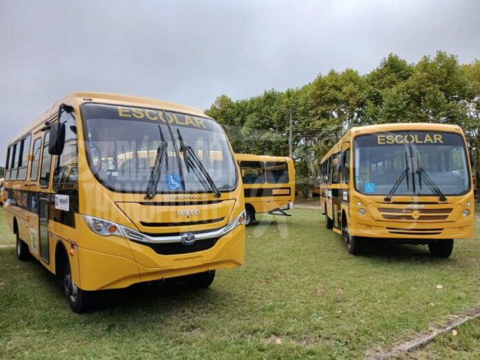 IVECO BUS entrega novo lote de ônibus escolares à Secretaria de Educação do Paraná