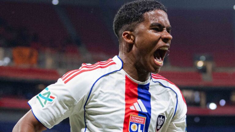 Jornal espanhol se rende a Endrick e vê brasileiro como a ‘estrela’ do Lyon: ‘Imparável’