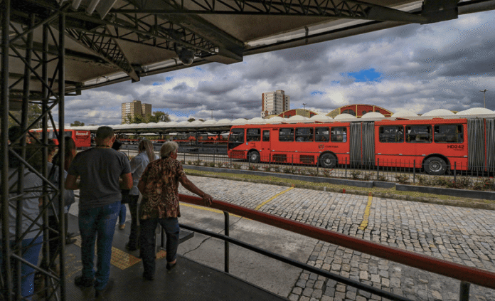 Linha Aeroporto/Terminal Boqueirão (via Terminal Central), de Curitiba (PR), terá viagens a cada 20 minutos a partir desta segunda-feira (02)