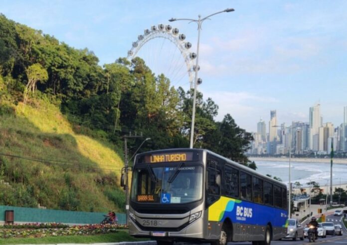 Mobilidade gratuita em Balneário Camboriú destaca papel da gestão no transporte público