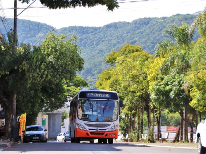 Moradores de Santa Maria (RS) passam a pagar R$ 7,25 na tarifa do transporte coletivo a partir desta segunda-feira (09)