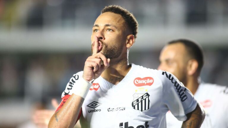 Neymar explica situação física, diz por que não atuou contra o Cruzeiro e volta a desabafar sobre vida de jogador: ‘A galera te massacra demais’