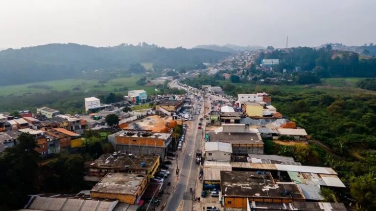Prefeitura de São Paulo substitui corredor por faixas exclusivas de ônibus em projeto da Estrada do M’Boi Mirim