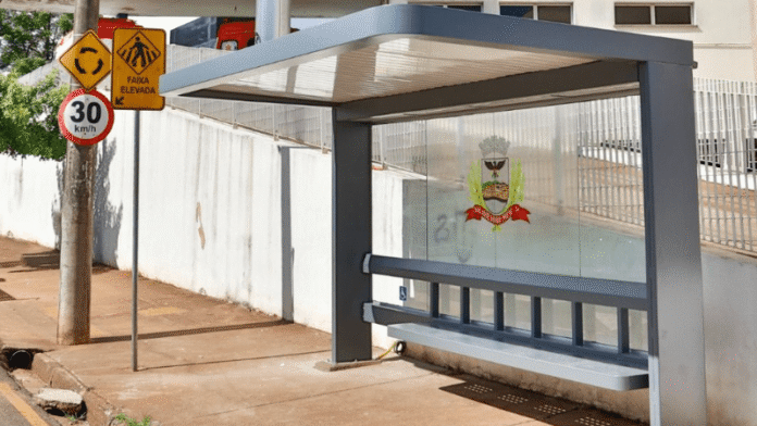 São José do Rio Preto (SP) inicia implantação de novos pontos de ônibus em regiões prioritárias