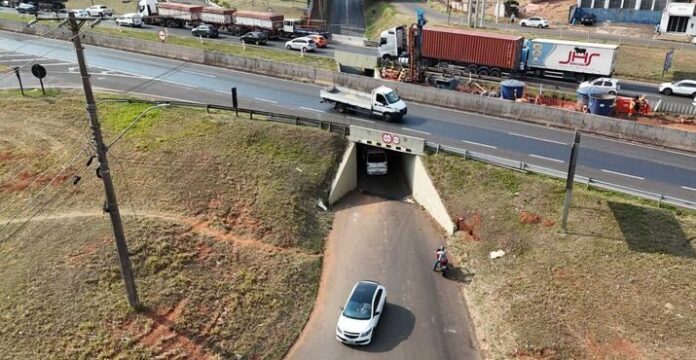 Viaduto do Jockey Club, em São Carlos (SP), será interditado nesta terça-feira (03)