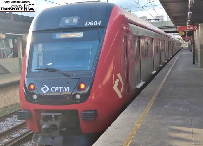 Linha 10 da CPTM tem problemas nesta quarta-feira (15) e trens não param em estação