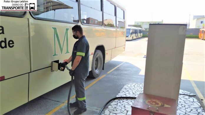 ANP regulamenta novo cálculo do preço do diesel, que já subiu 21,8% pressionando frete e operações de ônibus