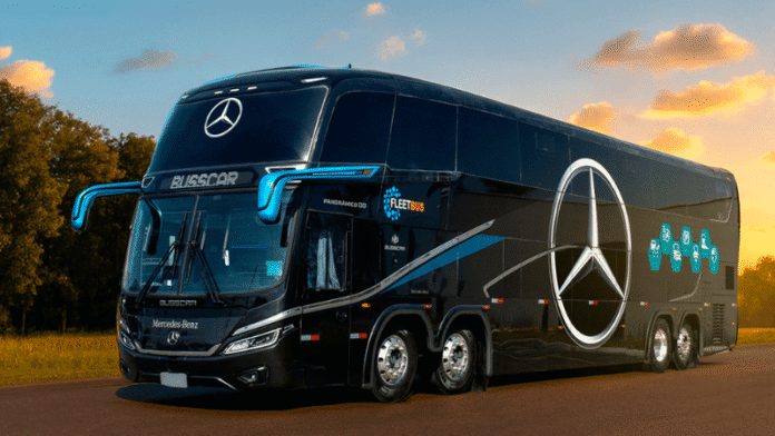 Busscar entrega ônibus double decker para demonstrações da Mercedes-Benz no Brasil