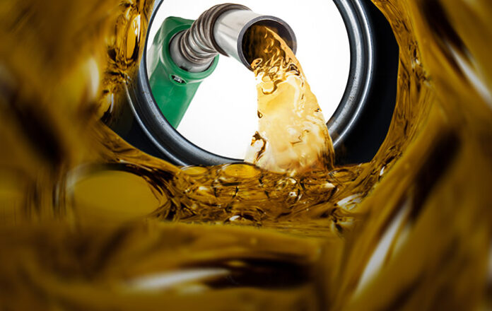 Diesel sobe mais de 13% em março e pressiona custos logísticos no Brasil