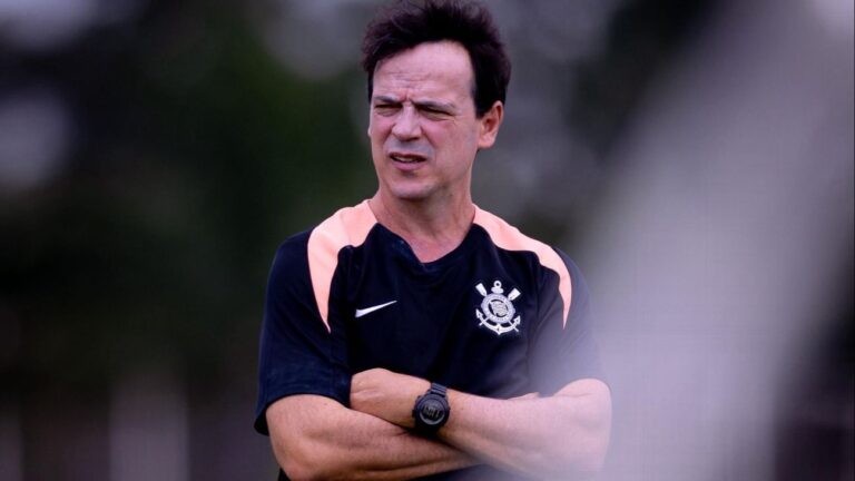 Diniz quer recuperar no Corinthians dupla que vê como fundamental para seu estilo