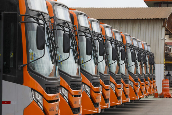 Distrito Federal tem reforços na frota de ônibus do transporte público para atender moradores durante feriado de Páscoa nesta sexta-feira (03)