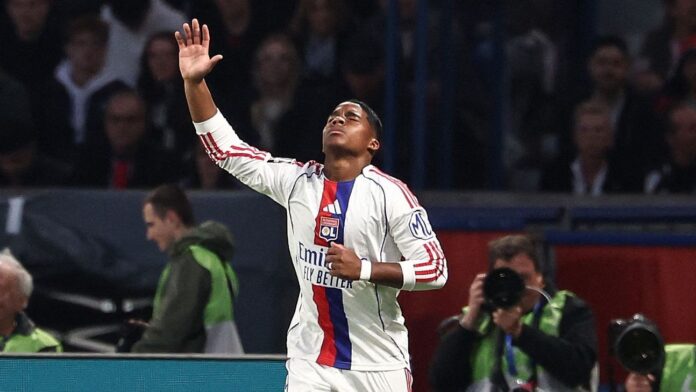 Endrick leva jornal espanhol à loucura após brasileiro ser o 'pesadelo' do PSG pelo Lyon: 'Uma atuação estelar'